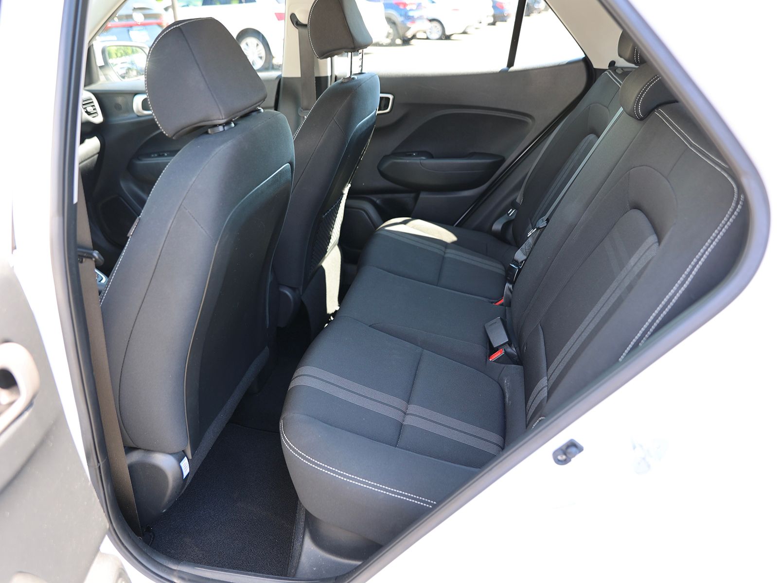 2023 Hyundai Venue SEL - Photo 18