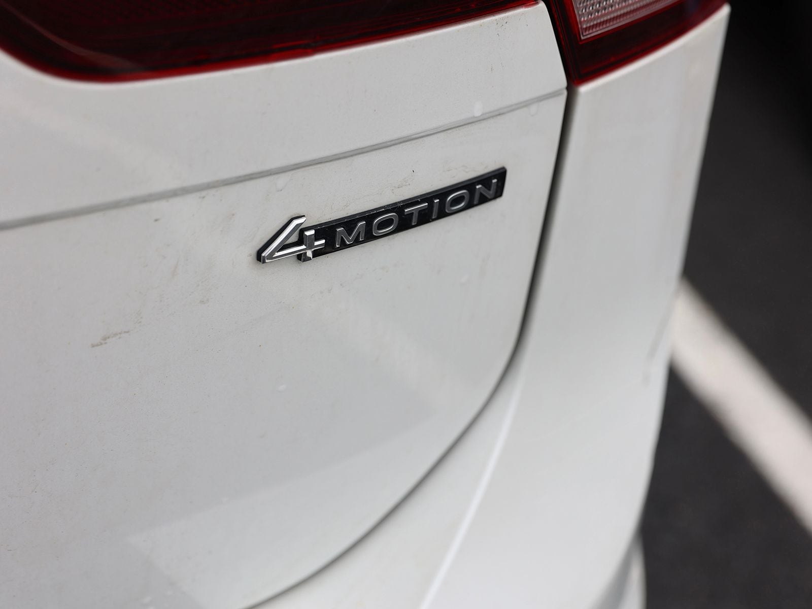 2022 Volkswagen Tiguan SE R-LINE BLACK - Photo 9