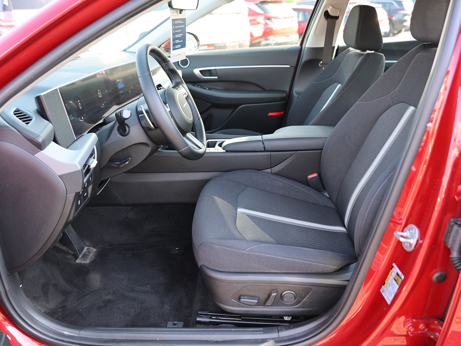 2024 Hyundai Sonata Hybrid SEL - Photo 15