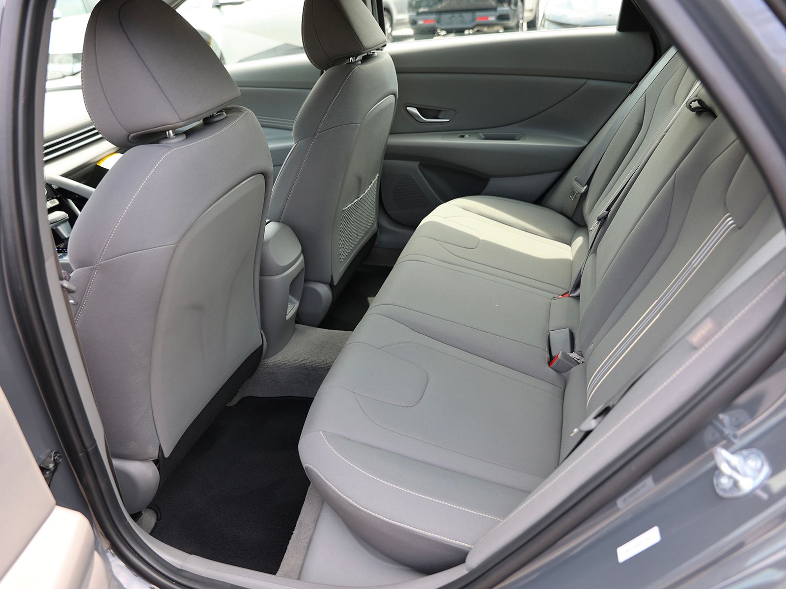 2025 Hyundai Elantra SEL - Photo 18