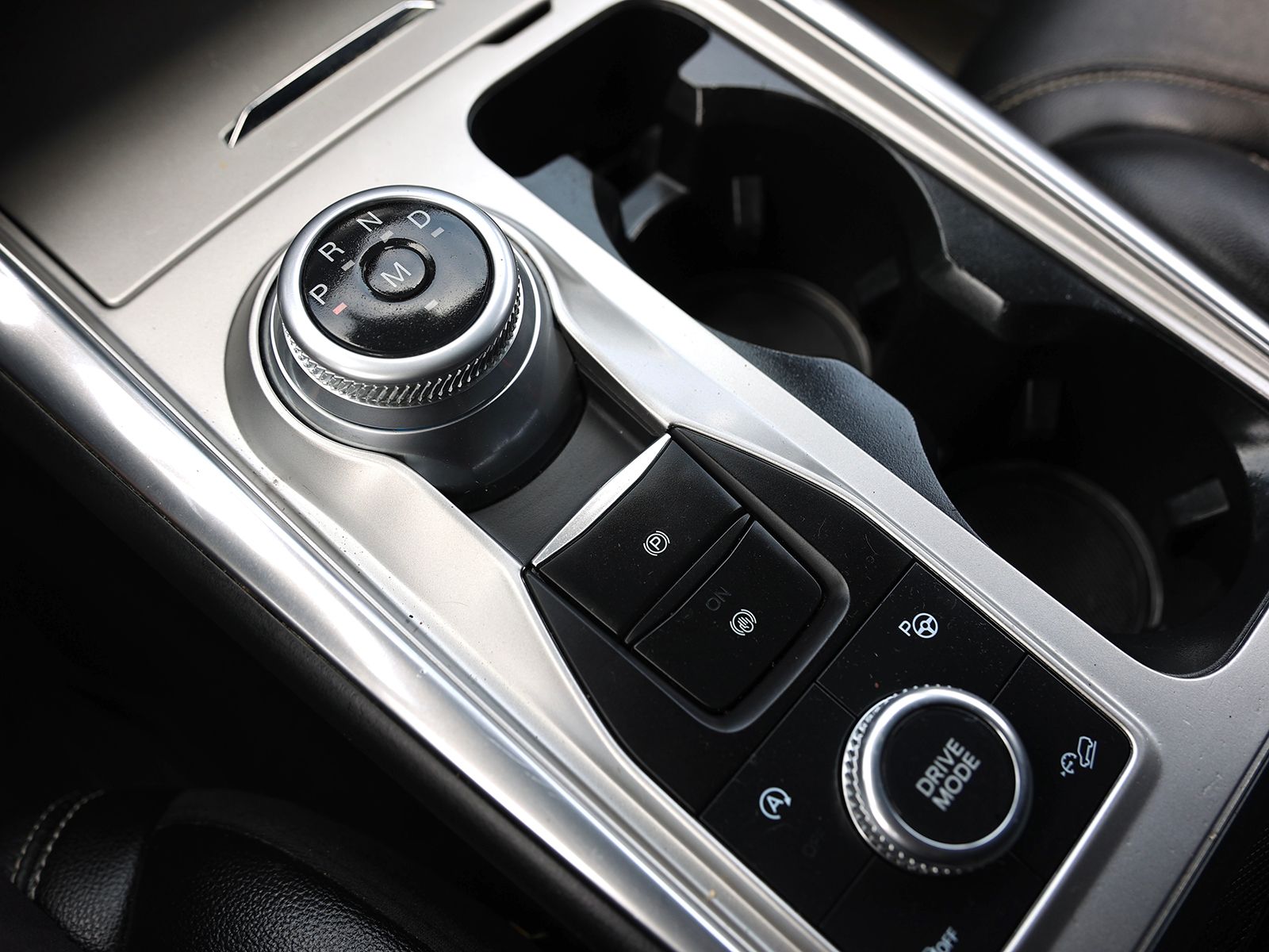 2020 Ford Explorer ST - Photo 34