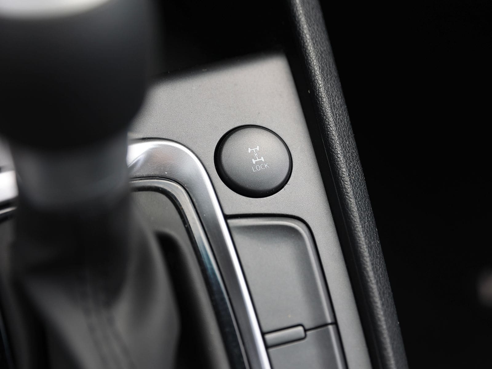 2023 Hyundai Kona SE - Photo 31