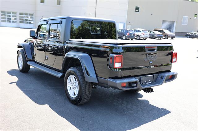 Used 2021 Jeep Gladiator Sport S with VIN 1C6JJTAG2ML505869 for sale in Beacon, NY