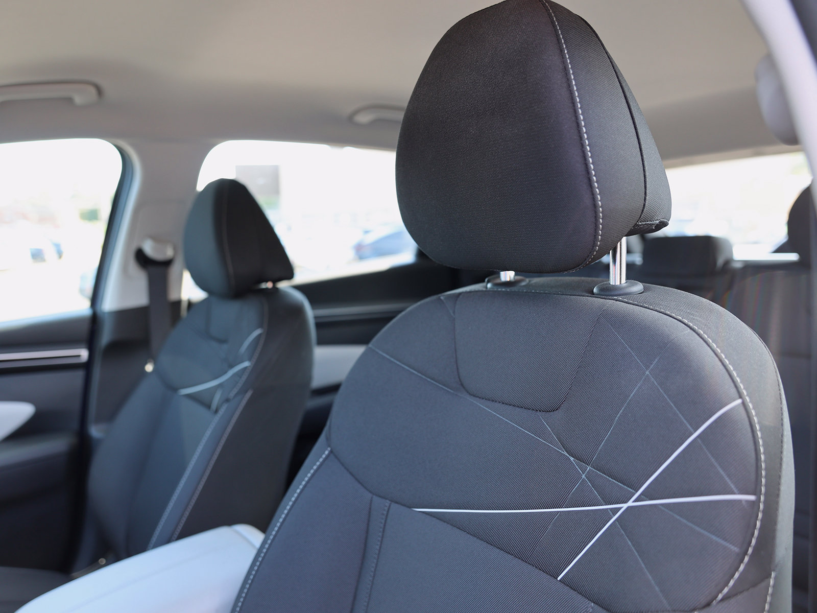 2024 Hyundai Tucson SE - Photo 17