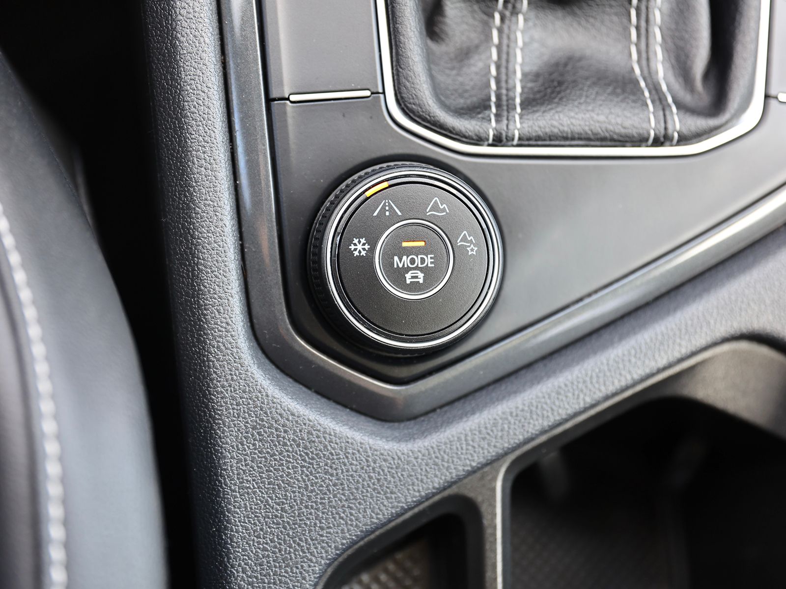 2022 Volkswagen Tiguan SE R-LINE BLACK - Photo 30