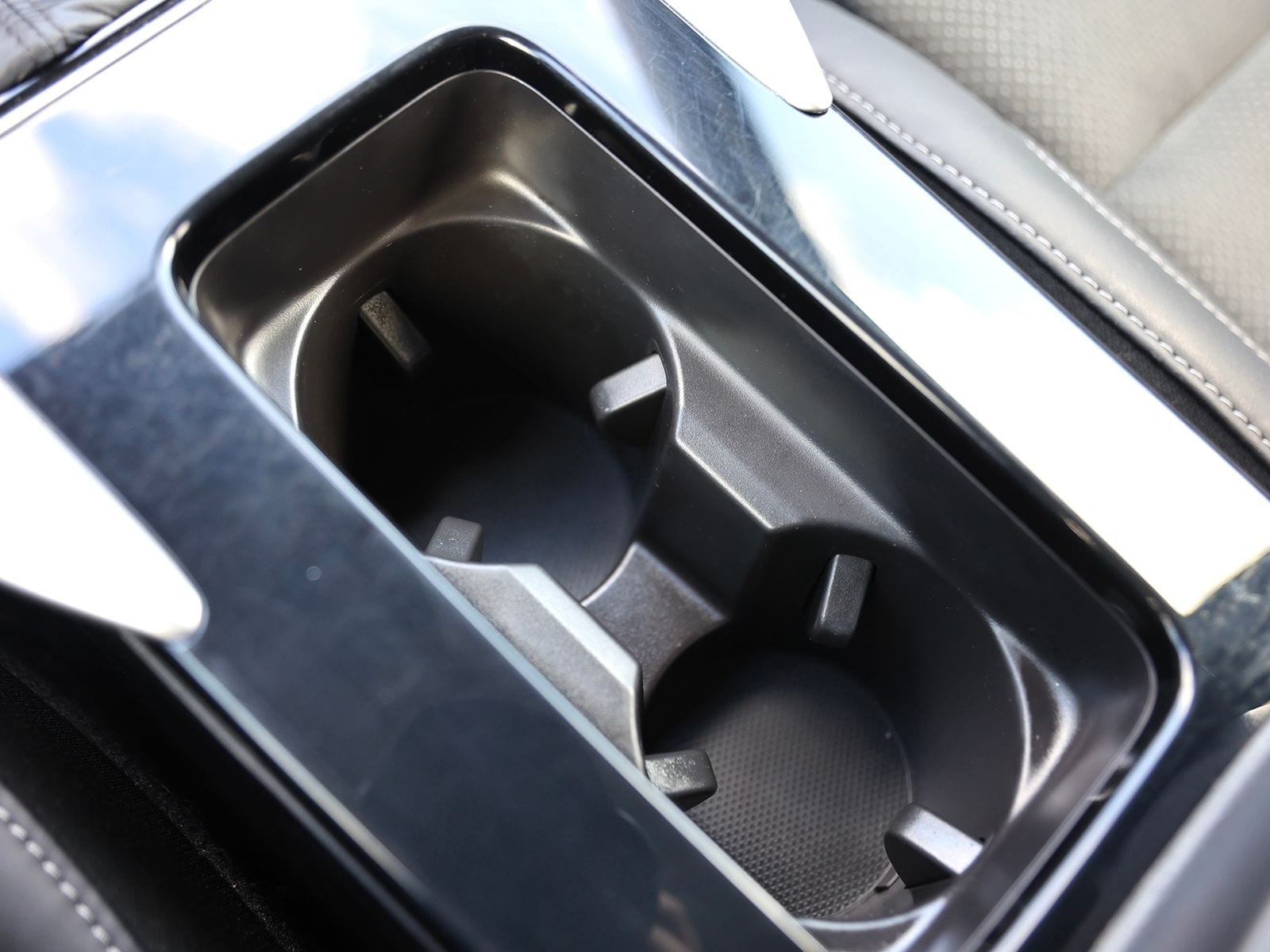 2024 Mitsubishi Eclipse Cross SE - Photo 34