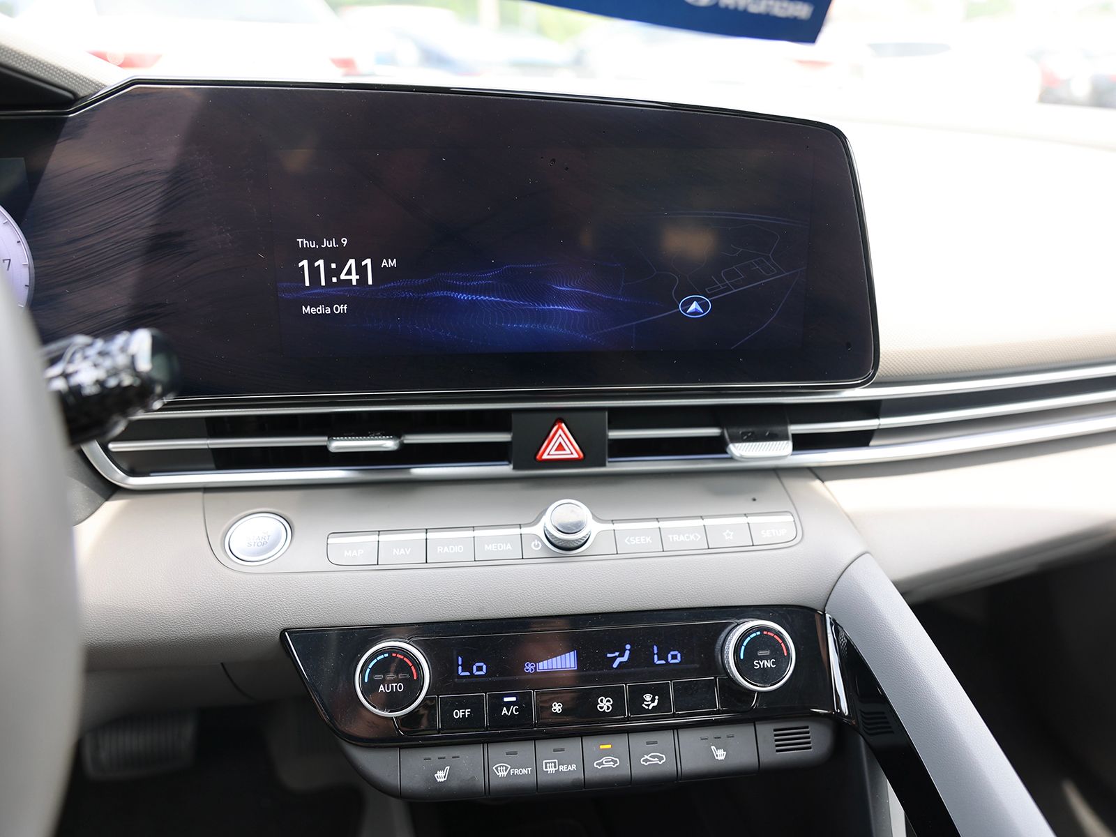 2025 Hyundai Elantra SEL - Photo 20