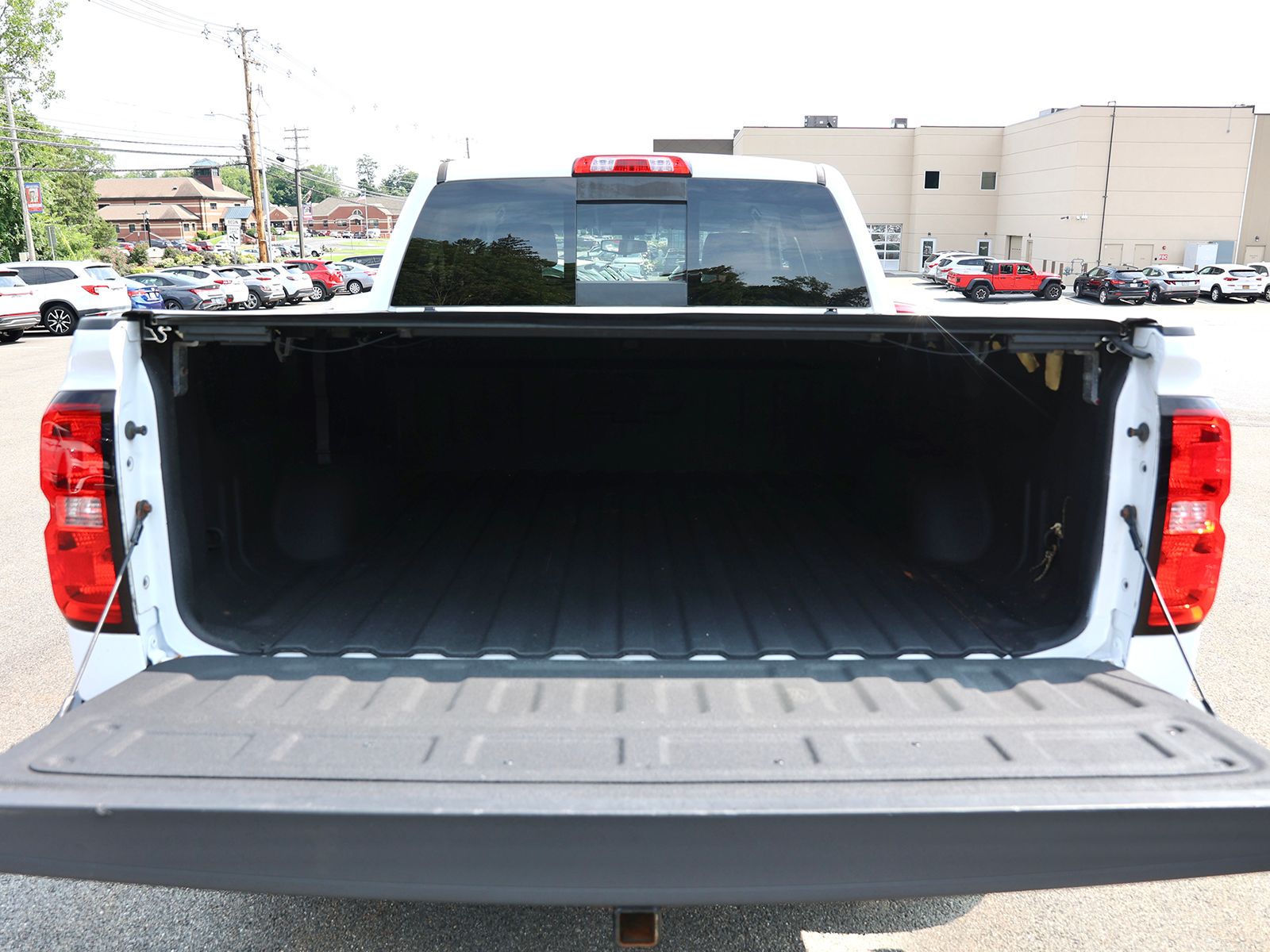 2017 Chevrolet Silverado 1500 LT Z71 - Photo 16