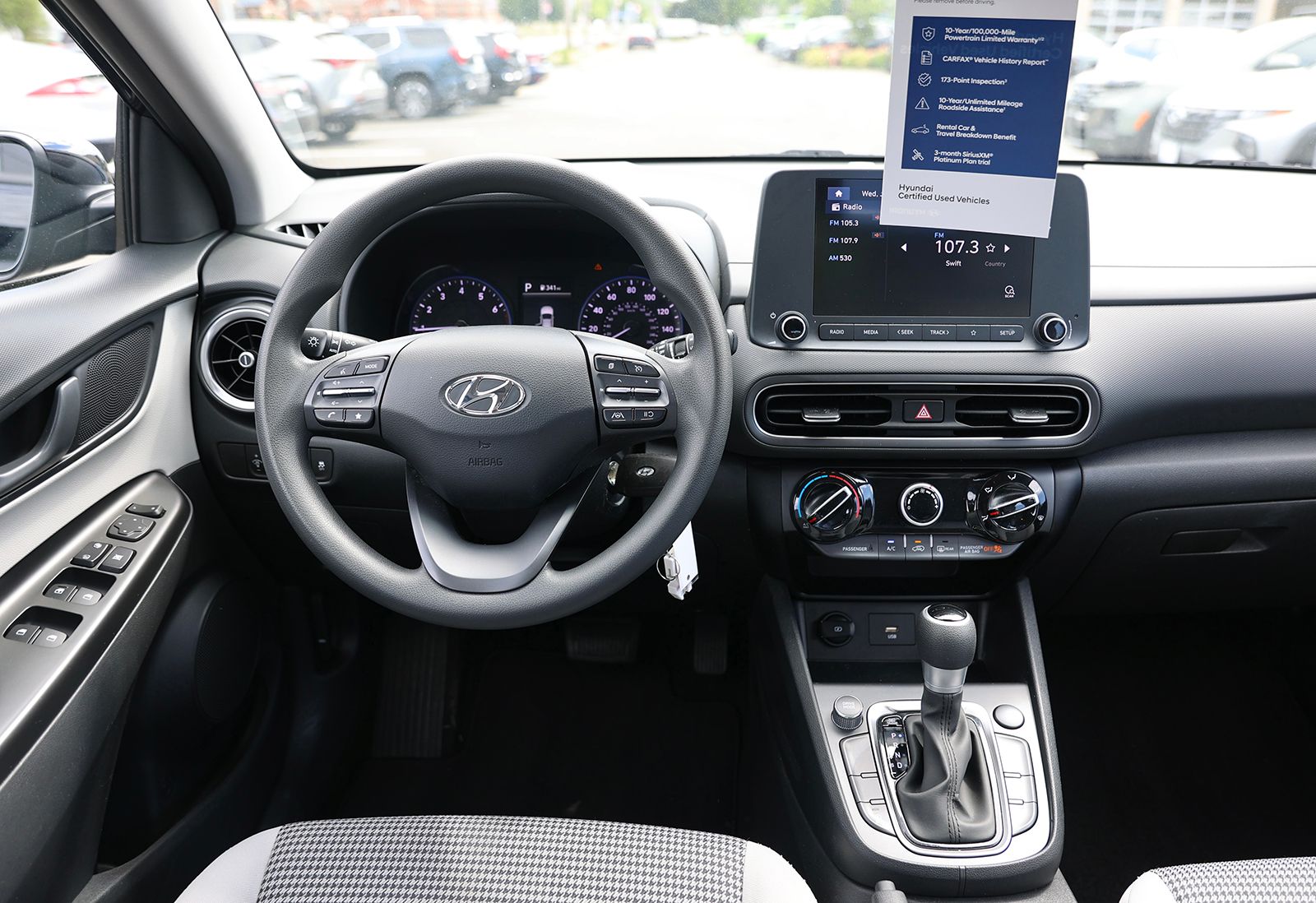 2023 Hyundai Kona SE - Photo 14