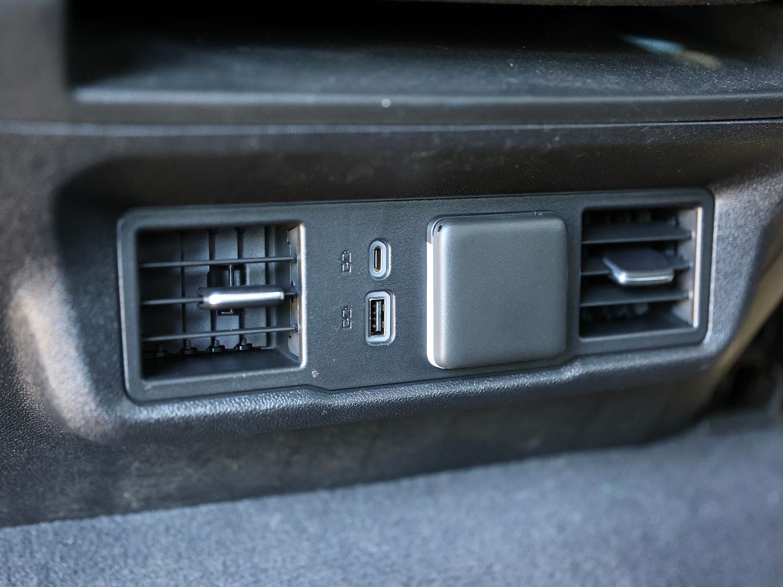 2024 Chevrolet Silverado 1500 LT - Photo 24
