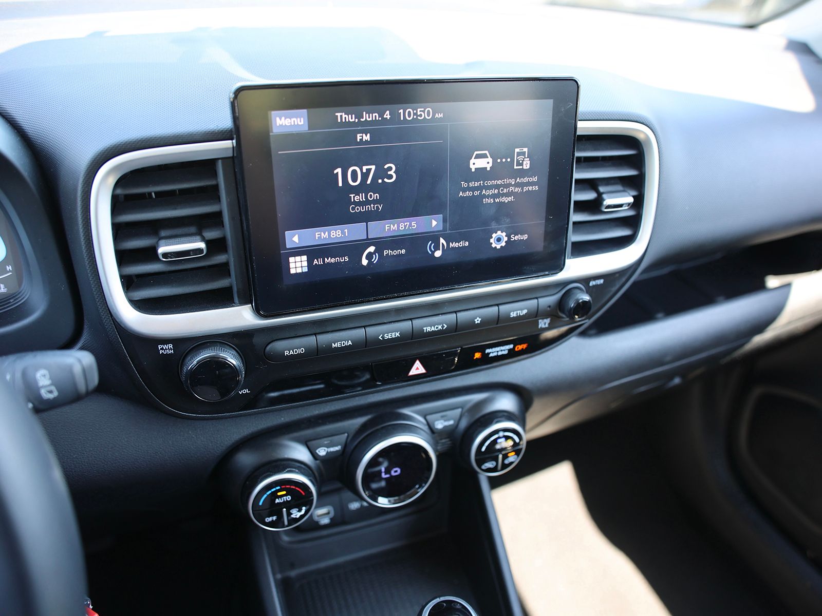 2023 Hyundai Venue SEL - Photo 19