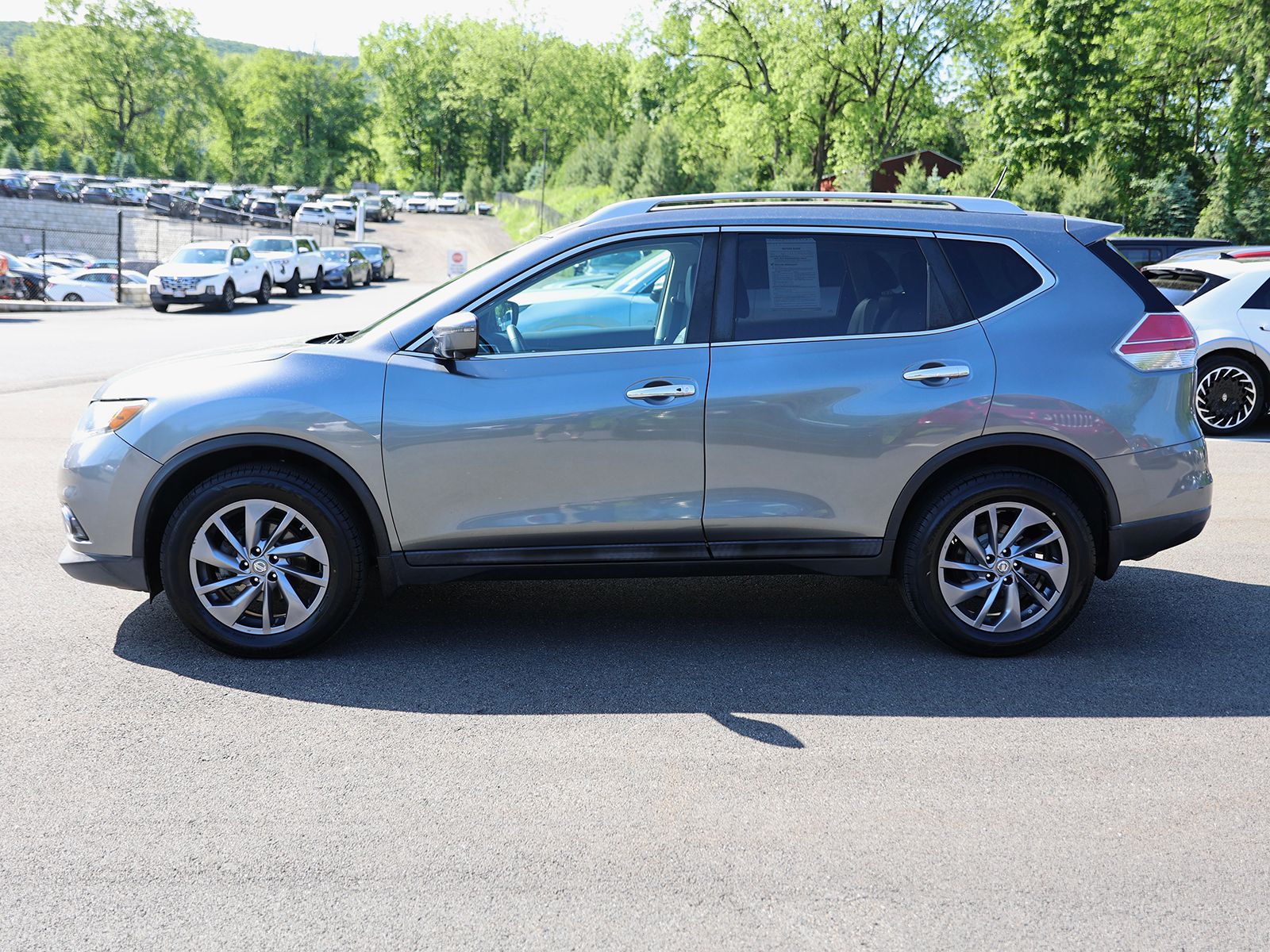 2016 Nissan Rogue SL - Photo 4