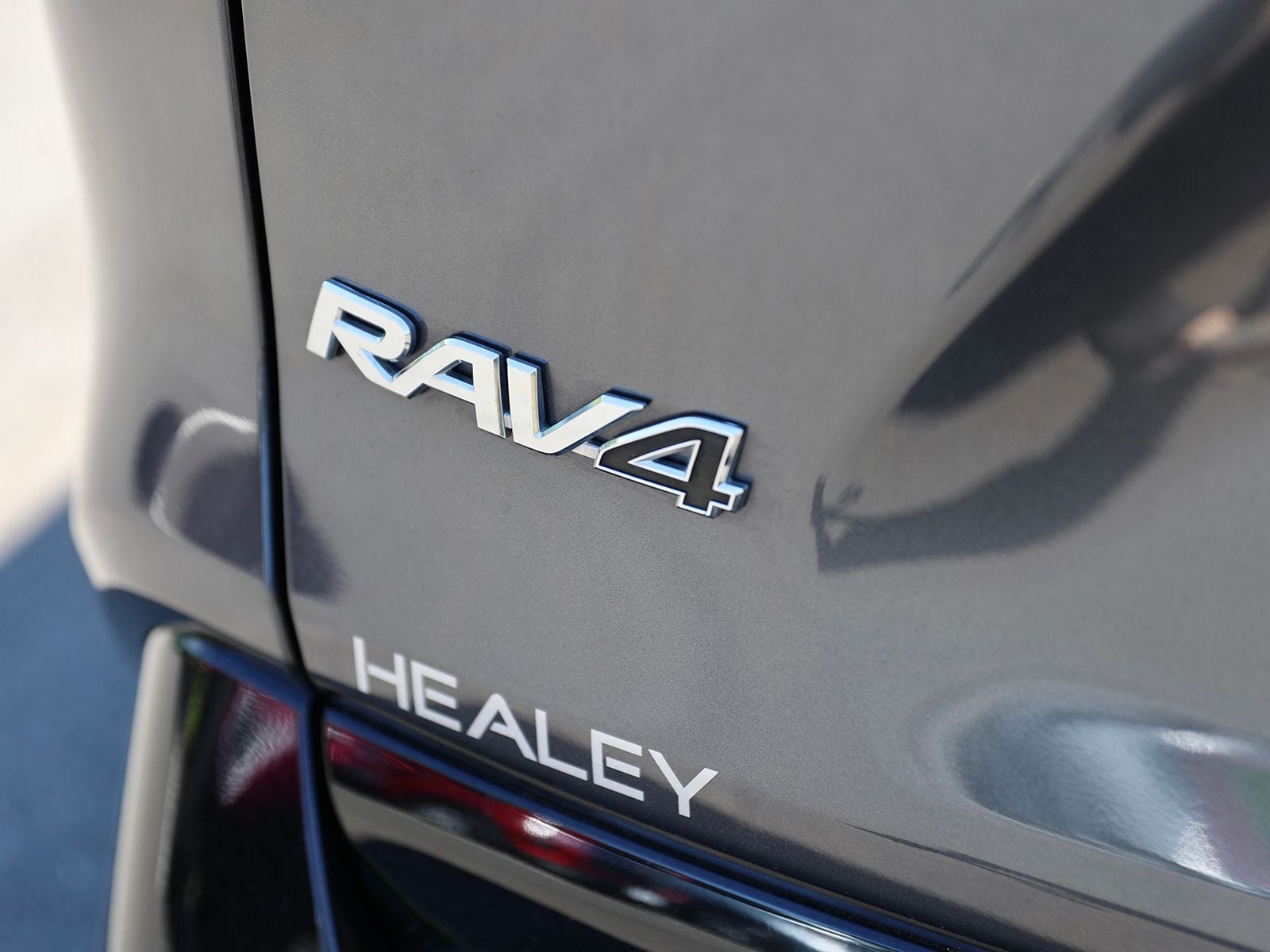 2023 Toyota RAV4 XSE - Photo 10