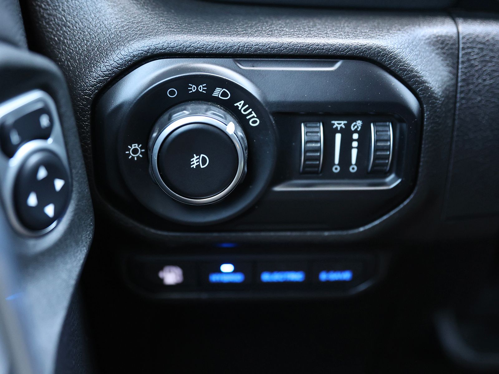 2021 Jeep Wrangler Unlimited Sahara 4XE - Photo 36