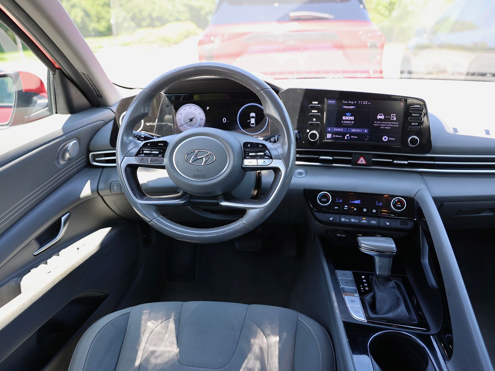 2022 Hyundai Elantra SEL - Photo 12
