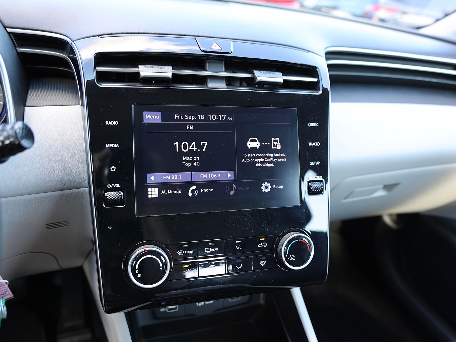 2024 Hyundai Tucson SE - Photo 20