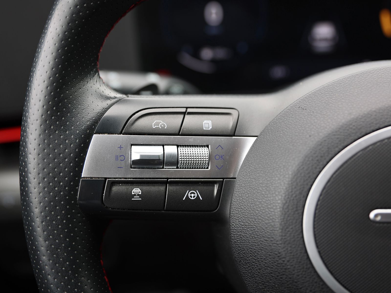 2024 Hyundai Kona N Line - Photo 38