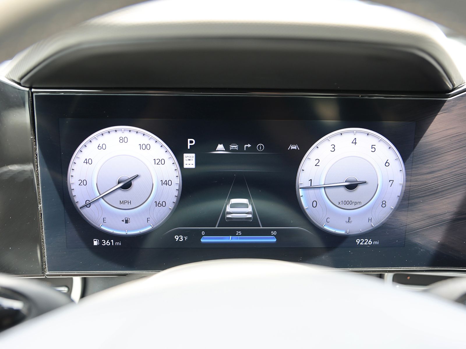 2025 Hyundai Elantra SEL - Photo 37