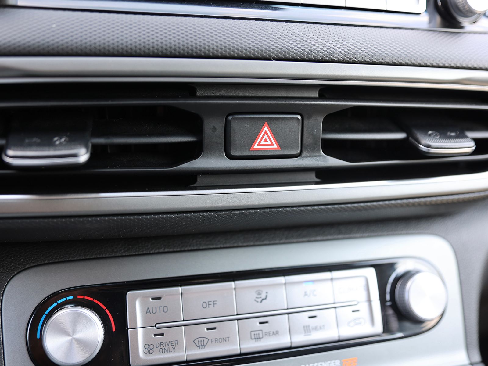2023 Hyundai Kona EV Limited - Photo 25
