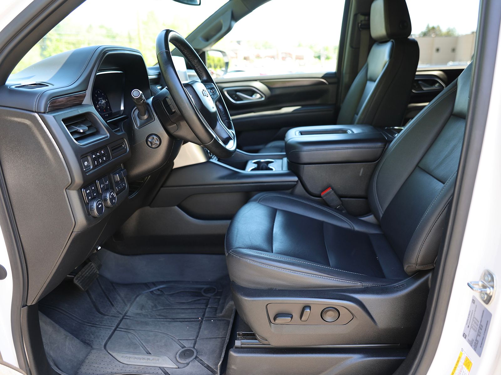 2023 Chevrolet Suburban Z71 - Photo 20