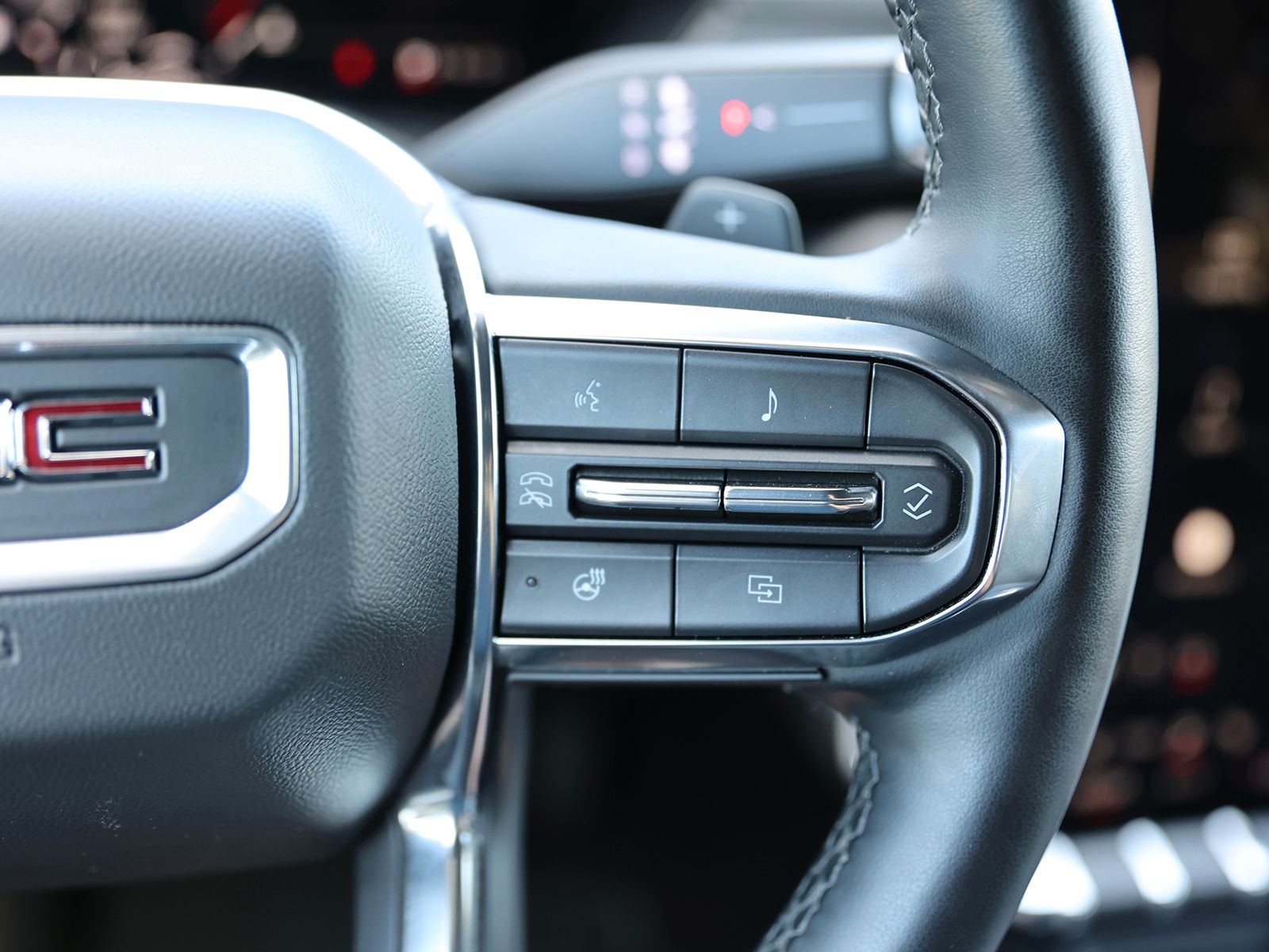 2025 GMC Acadia Elevation - Photo 38