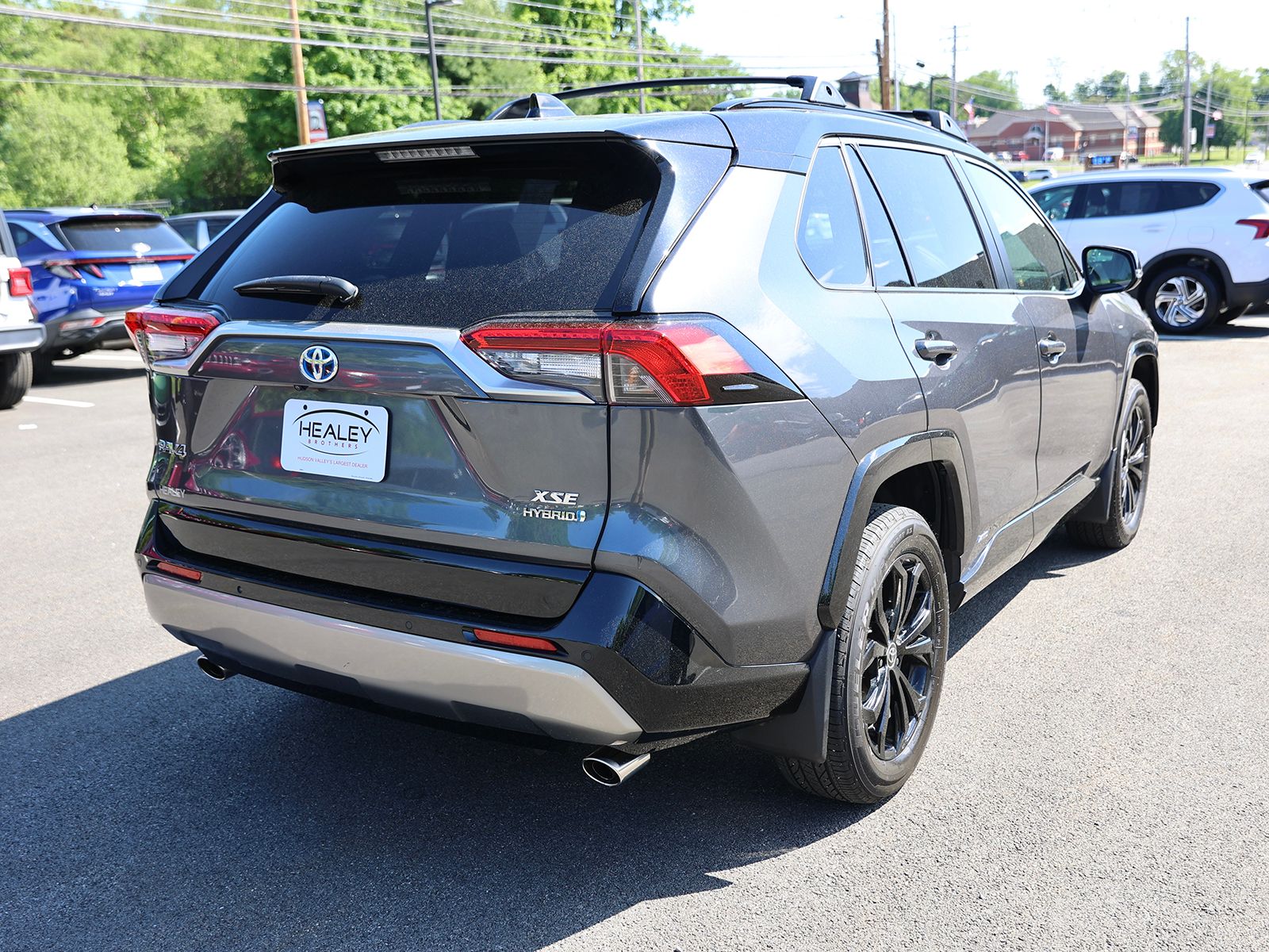 2023 Toyota RAV4 XSE - Photo 7