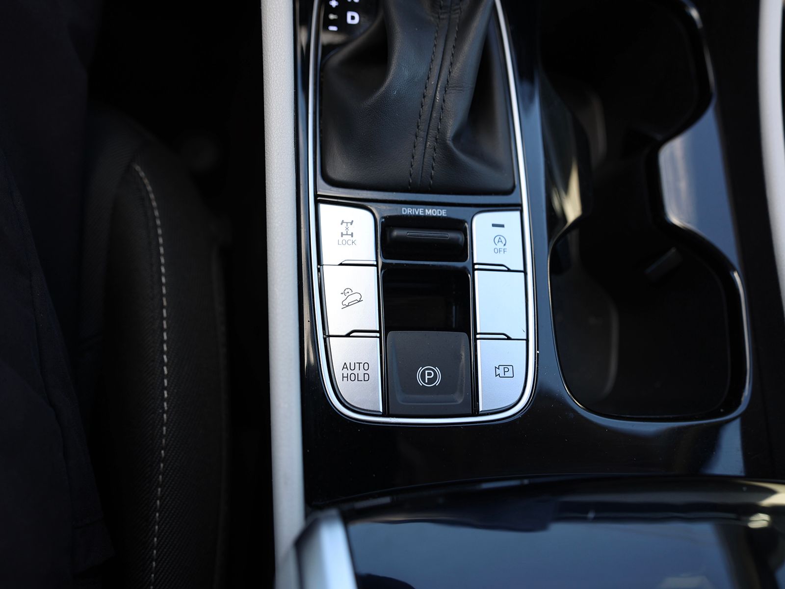 2024 Hyundai Tucson SE - Photo 28