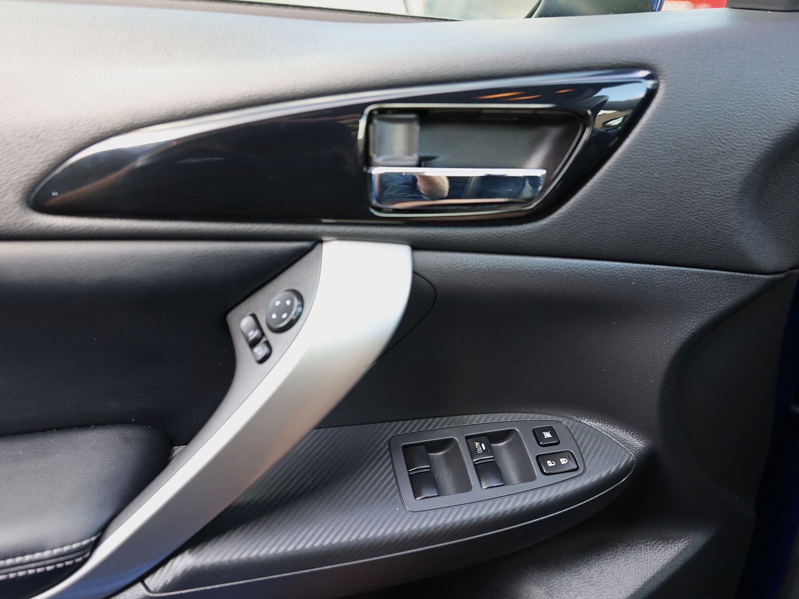 2024 Mitsubishi Eclipse Cross SE - Photo 37