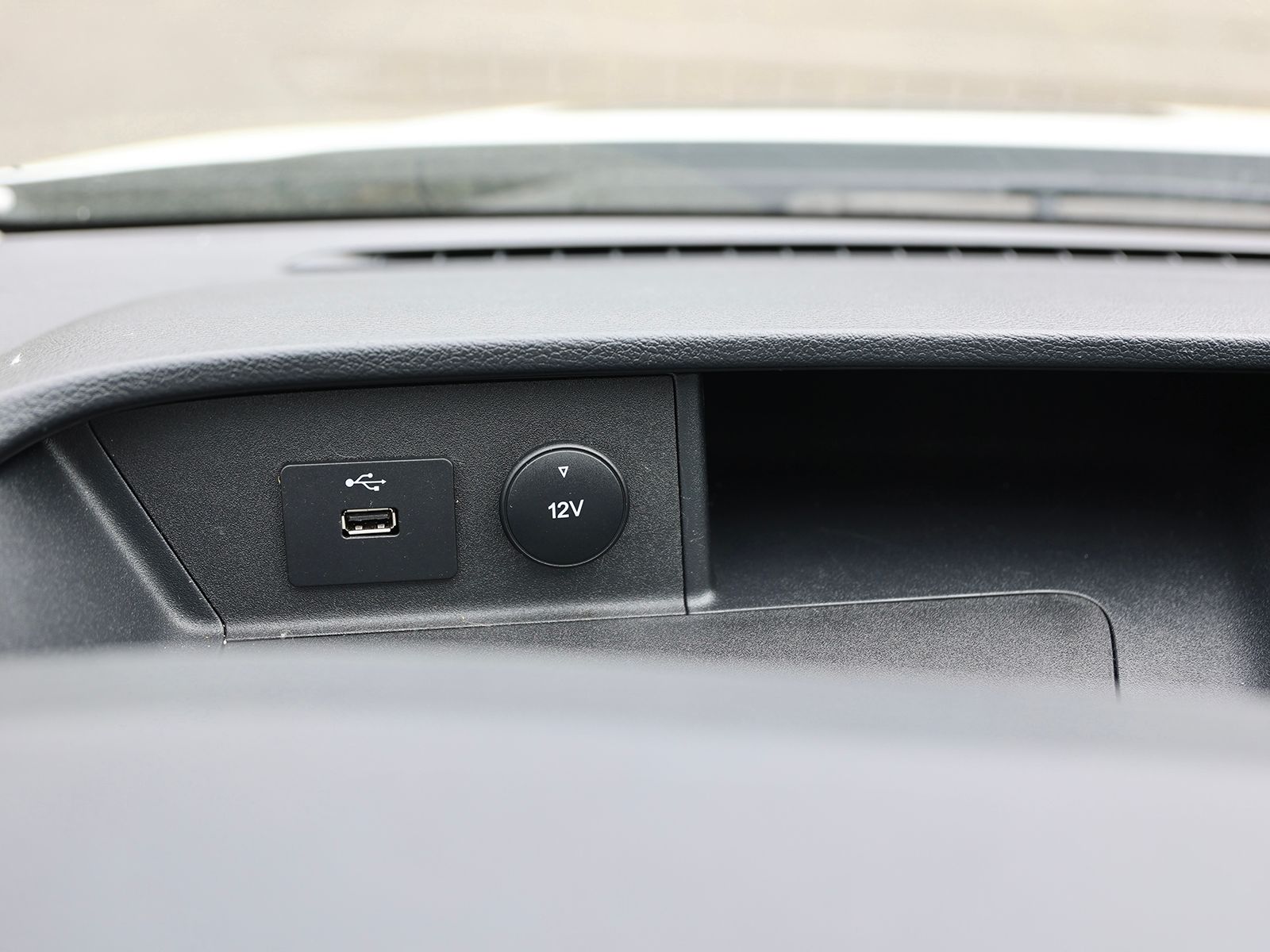 2024 Ford Transit Van Base - Photo 32