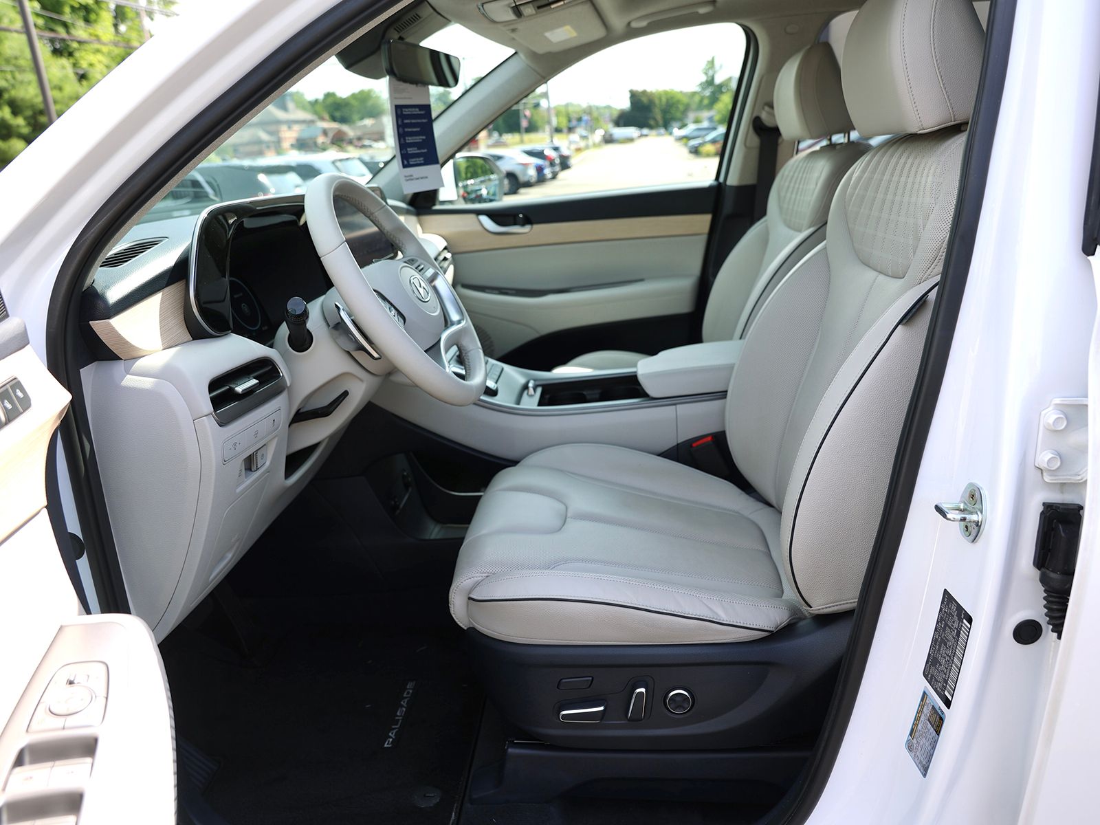 2023 Hyundai Palisade Limited - Photo 19