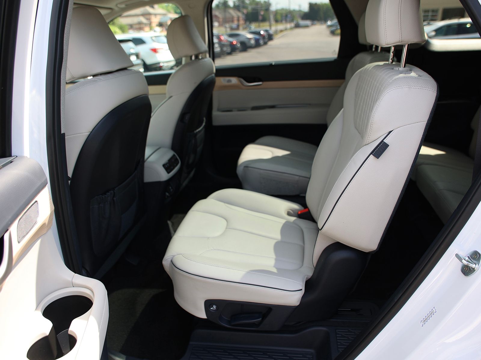 2023 Hyundai Palisade Limited - Photo 22