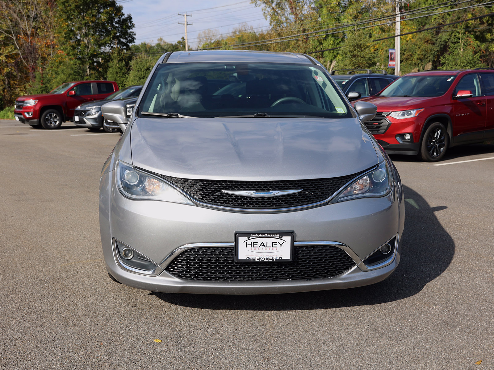 Used 2018 Chrysler Pacifica Touring Plus with VIN 2C4RC1FG8JR235388 for sale in Fishkill, NY