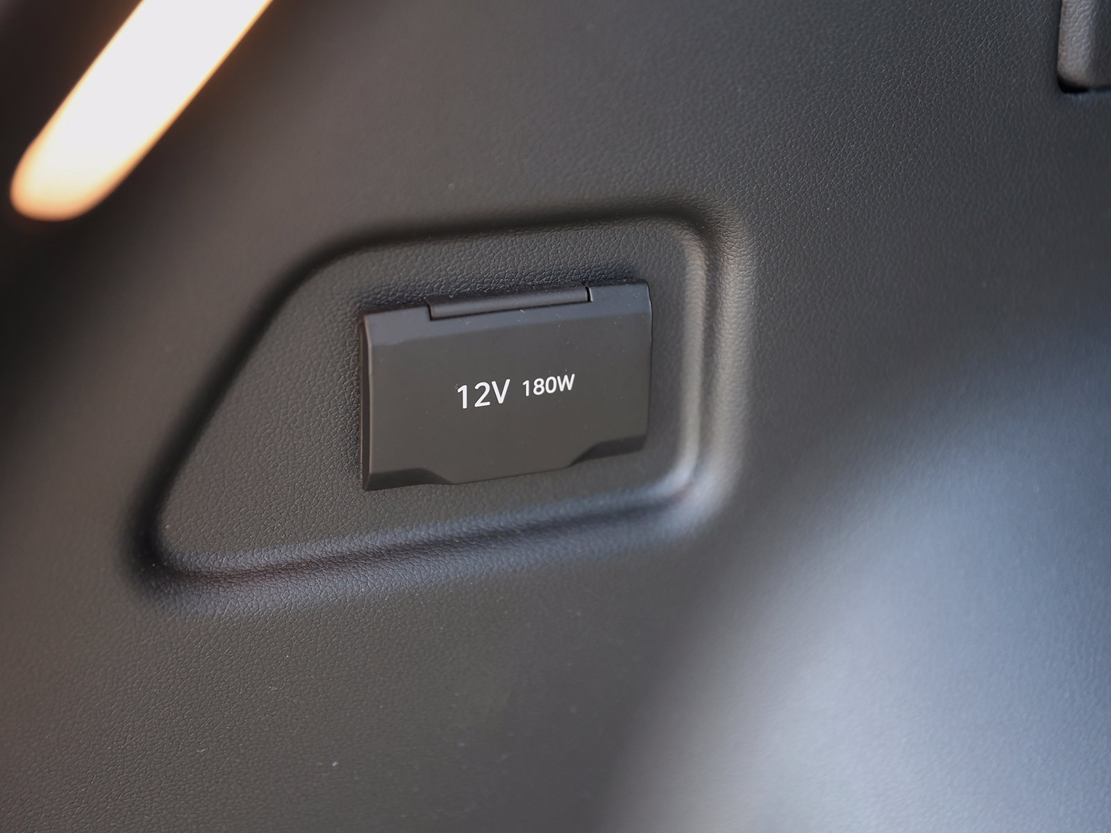 2024 Hyundai Tucson SE - Photo 12