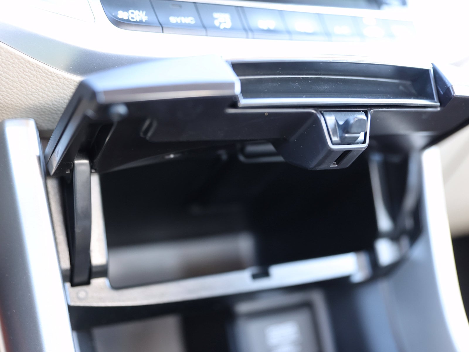 2014 Honda Accord EX-L - Photo 26