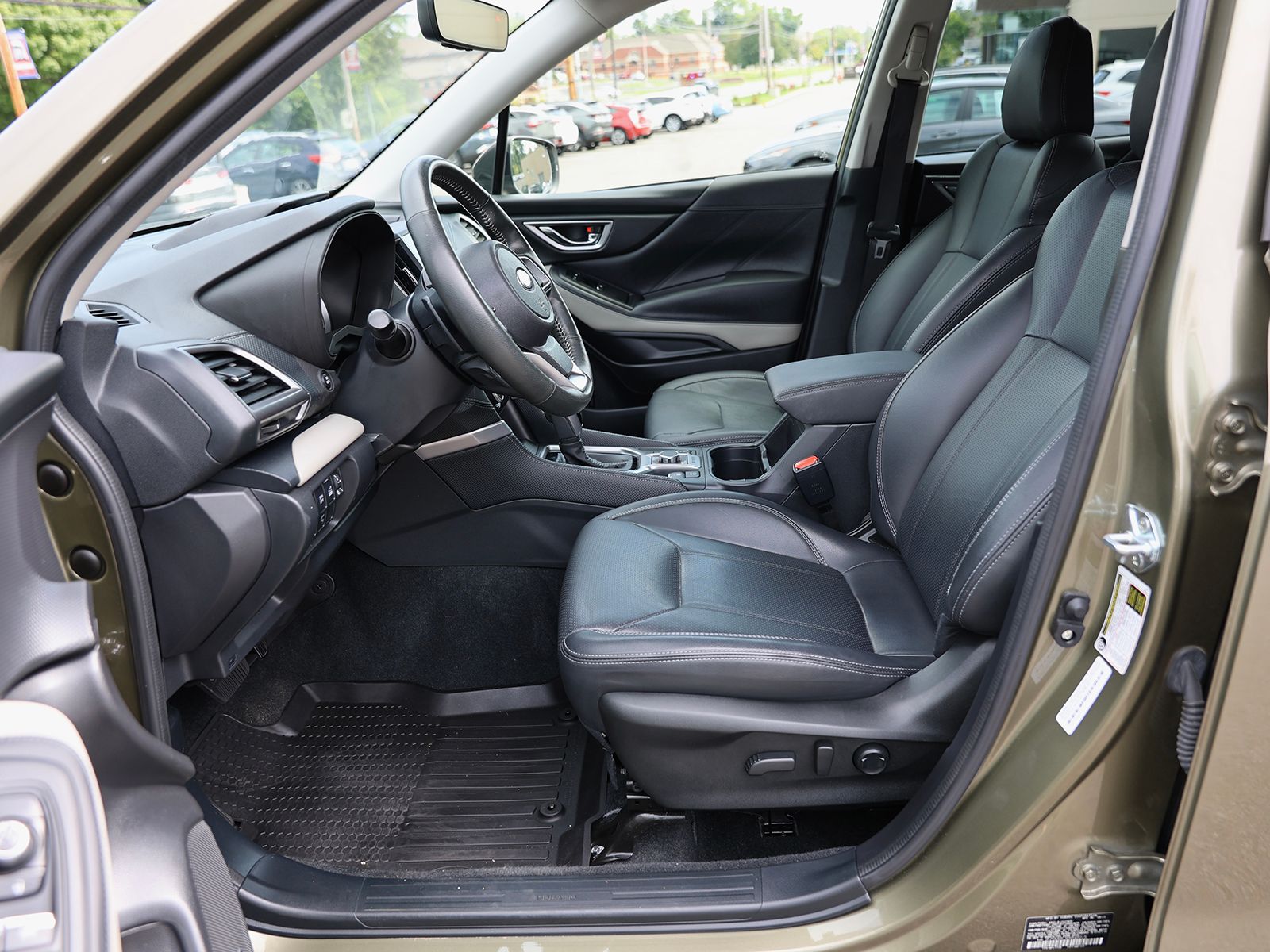 2023 Subaru Forester Limited - Photo 18