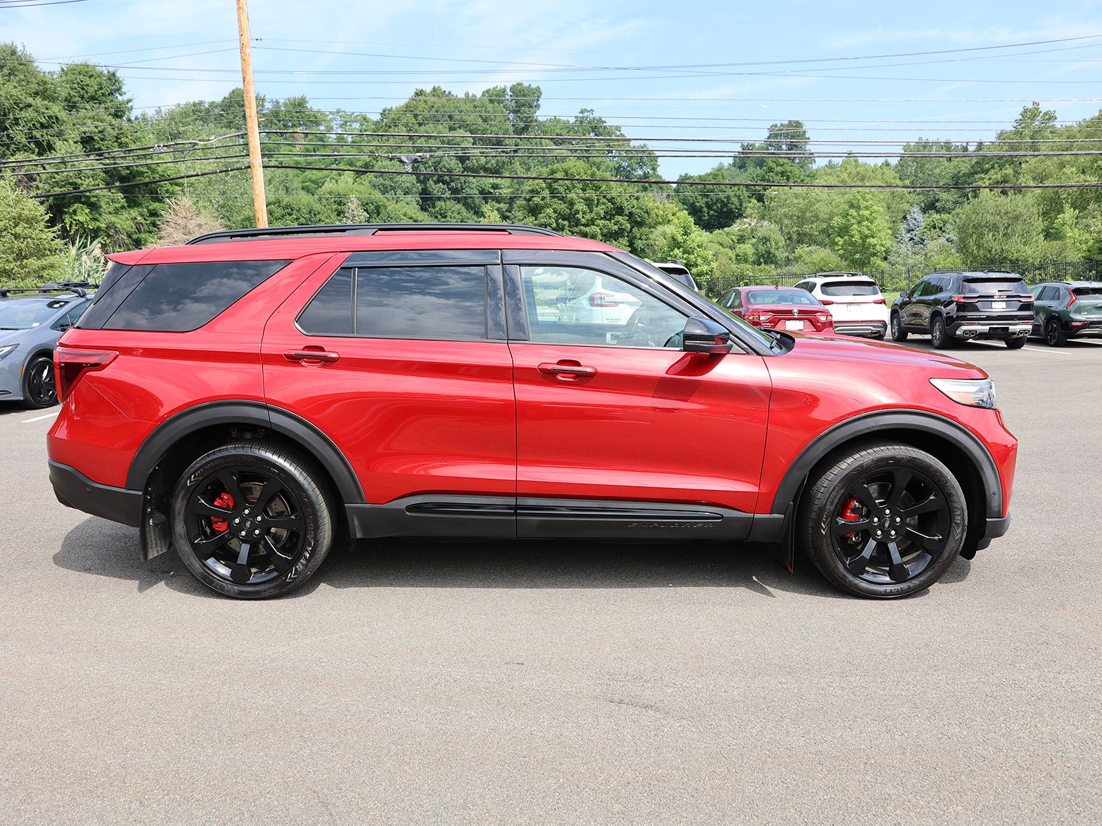 2020 Ford Explorer ST - Photo 8