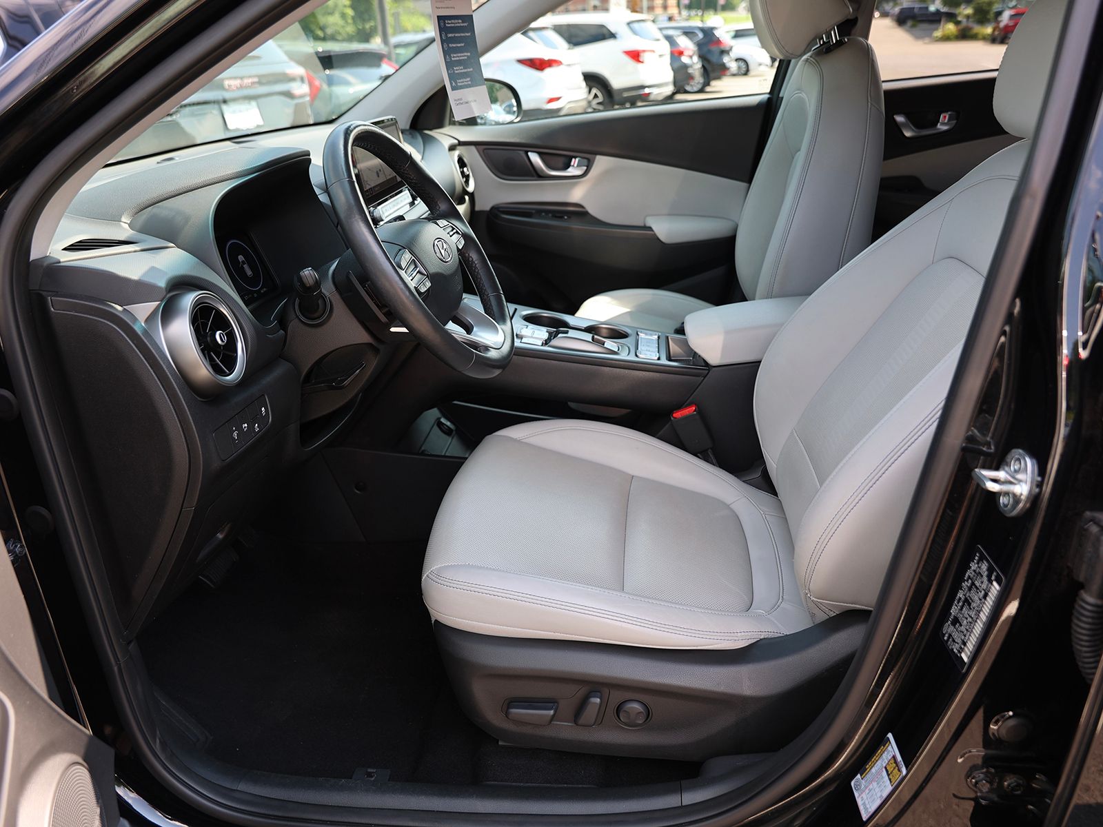 2023 Hyundai Kona EV Limited - Photo 16
