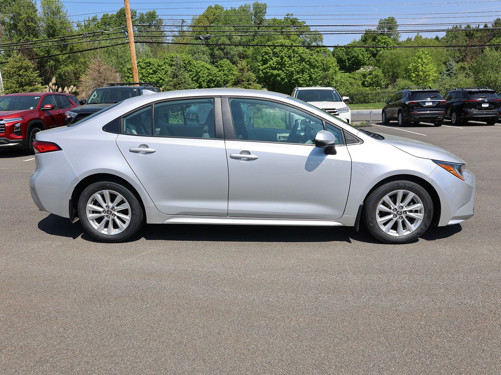 2023 Toyota Corolla LE - Photo 8