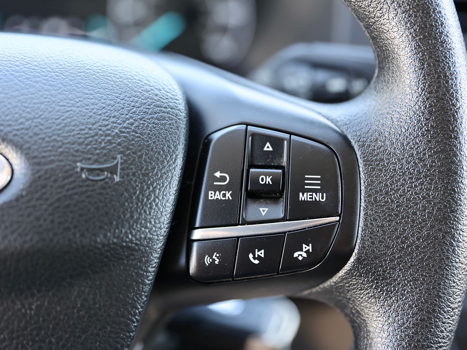 2025 Ford Transit Passenger Van XLT - Photo 37