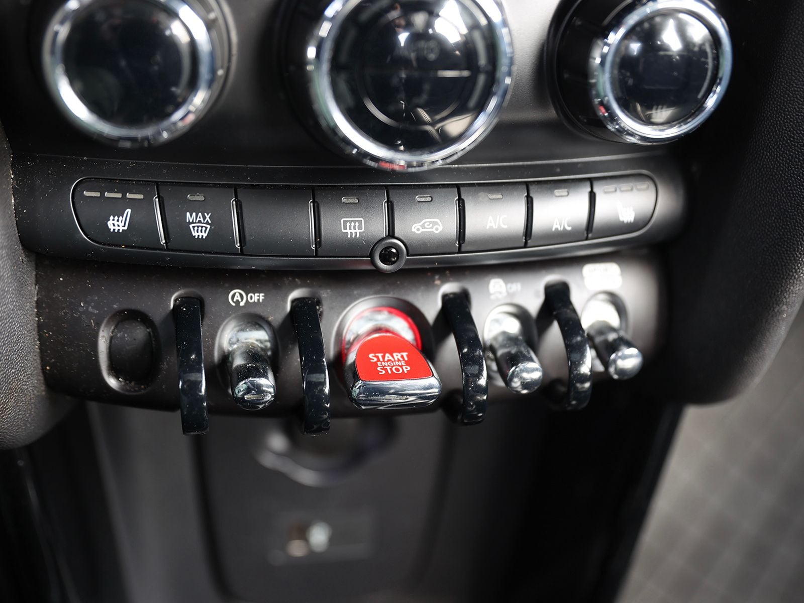 2022 MINI Hardtop 4 Door S - Photo 25