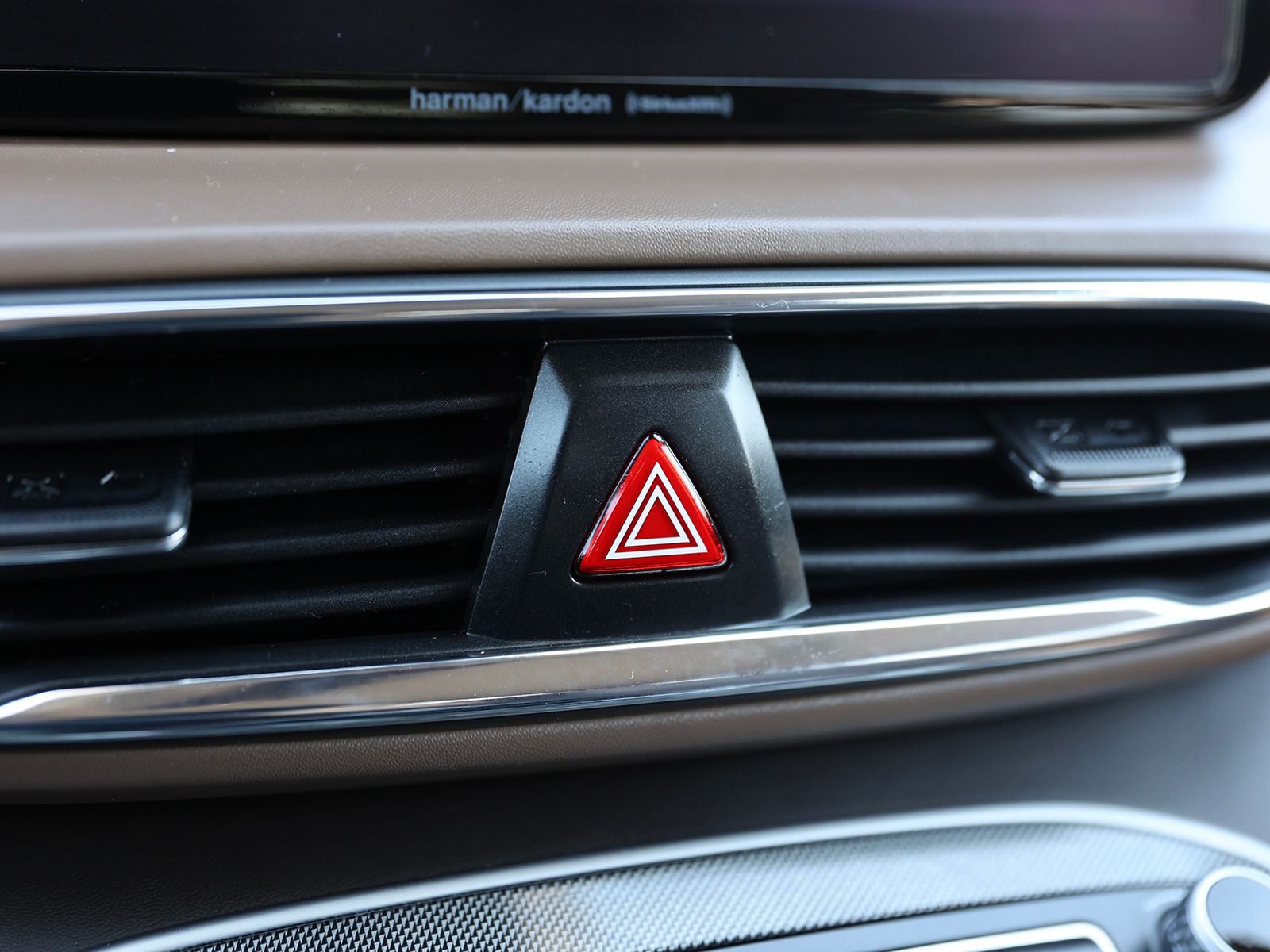2023 Hyundai Santa Fe Limited PHEV - Photo 27