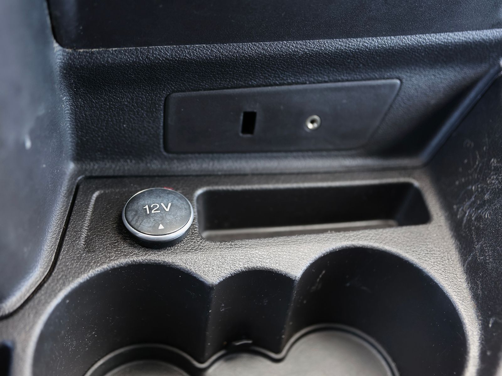 2016 Ford Transit XLT - Photo 25