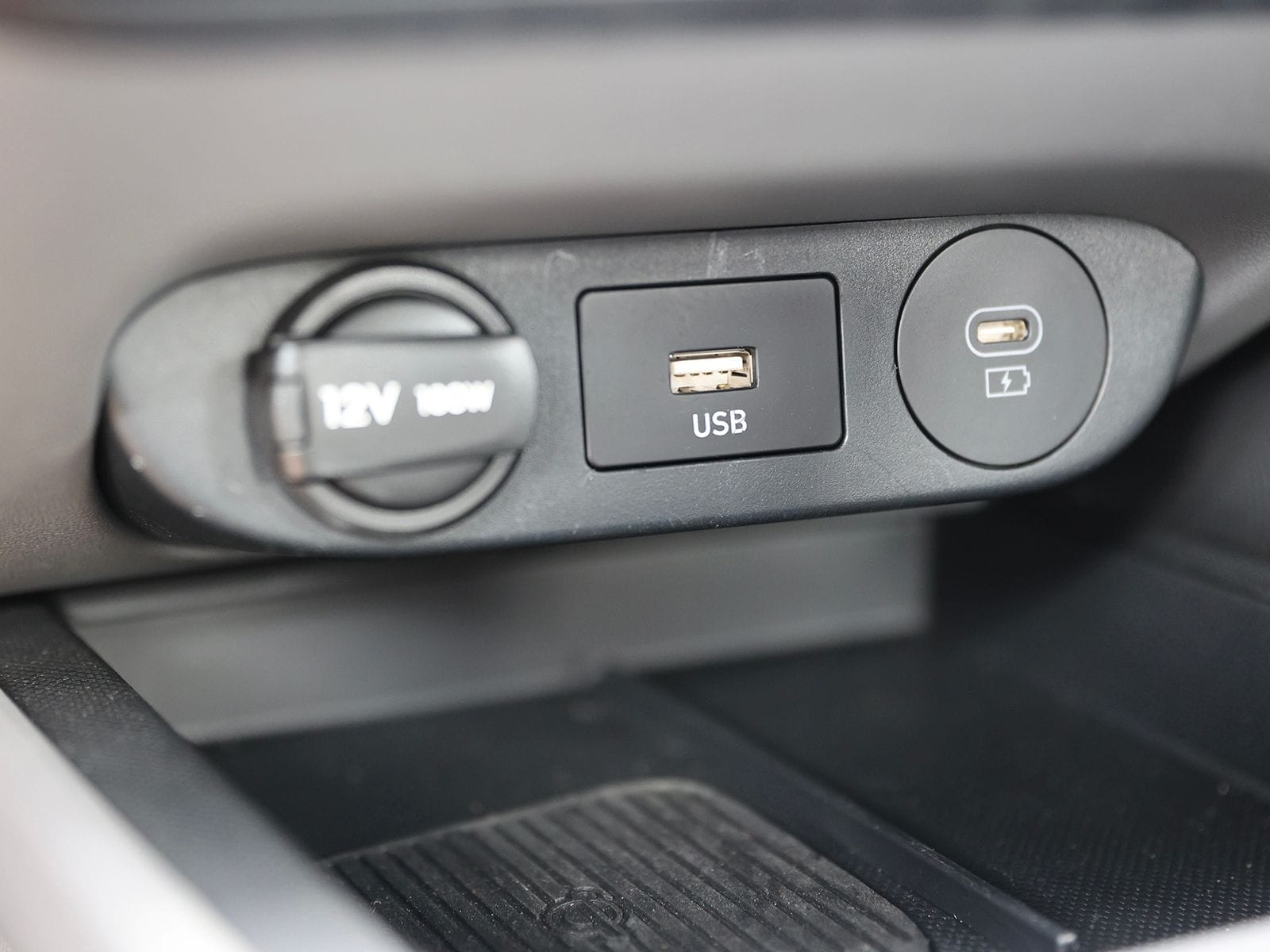 2025 Hyundai Elantra SEL - Photo 25