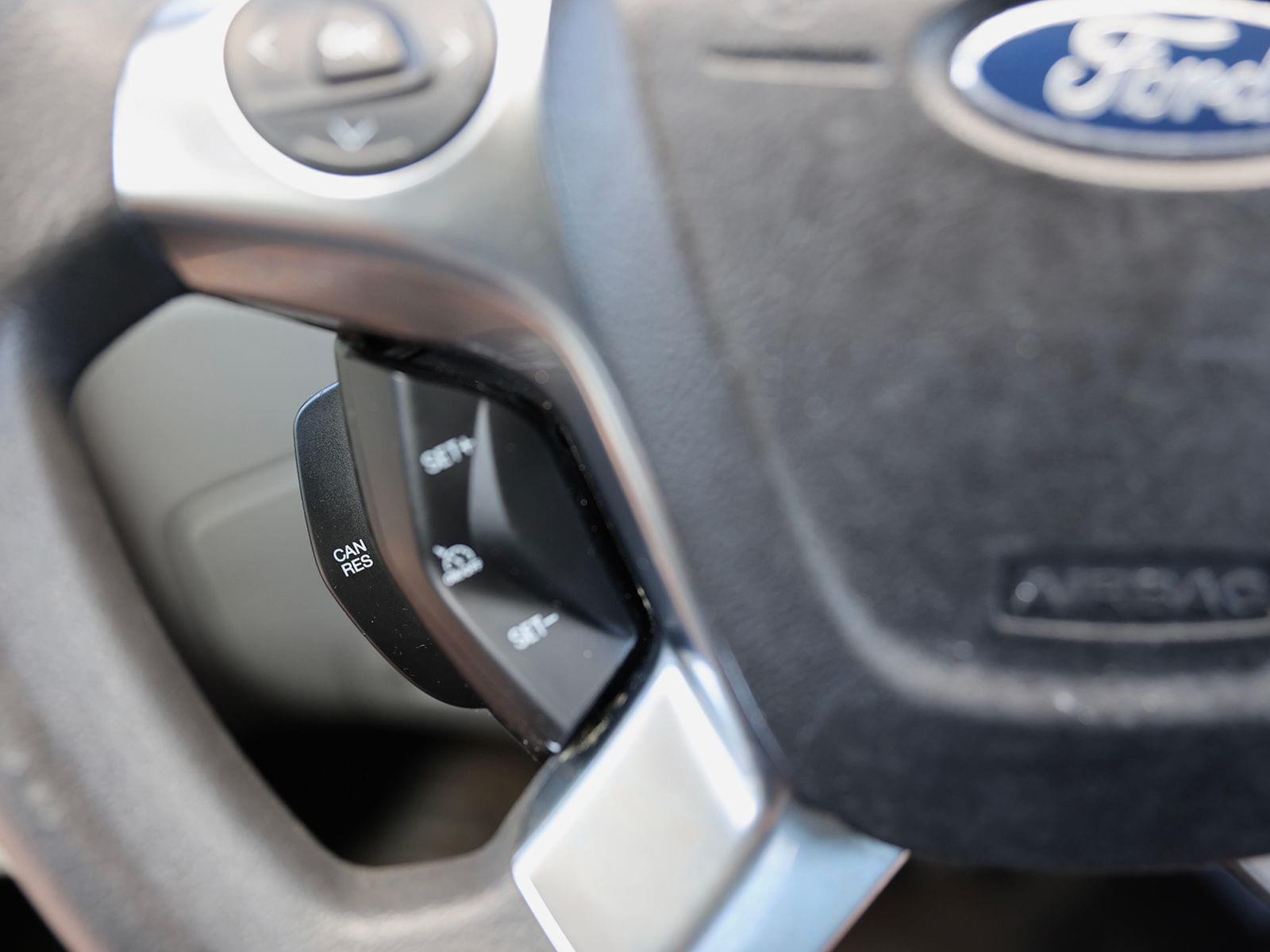 2016 Ford Transit XLT - Photo 36