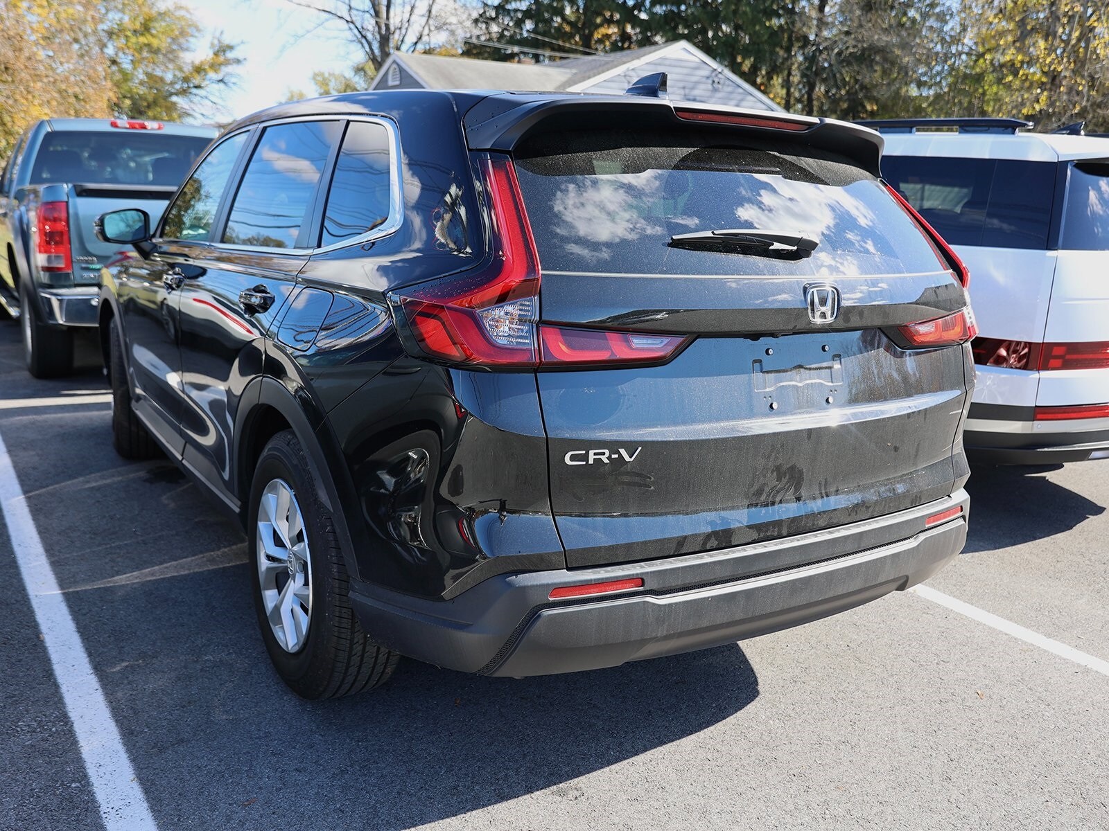 2025 Honda CR-V LX photo 2