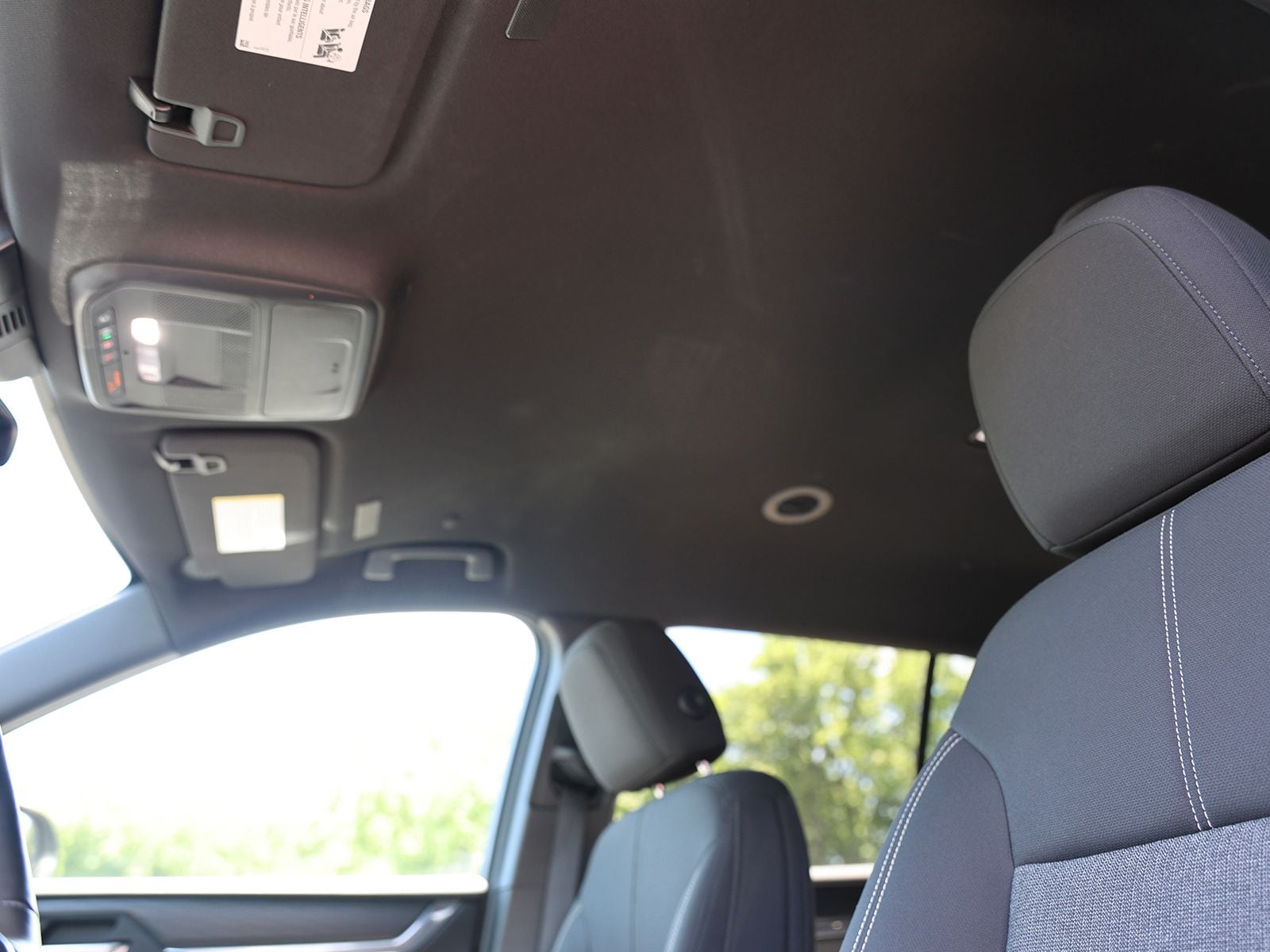 2025 GMC Acadia Elevation - Photo 21