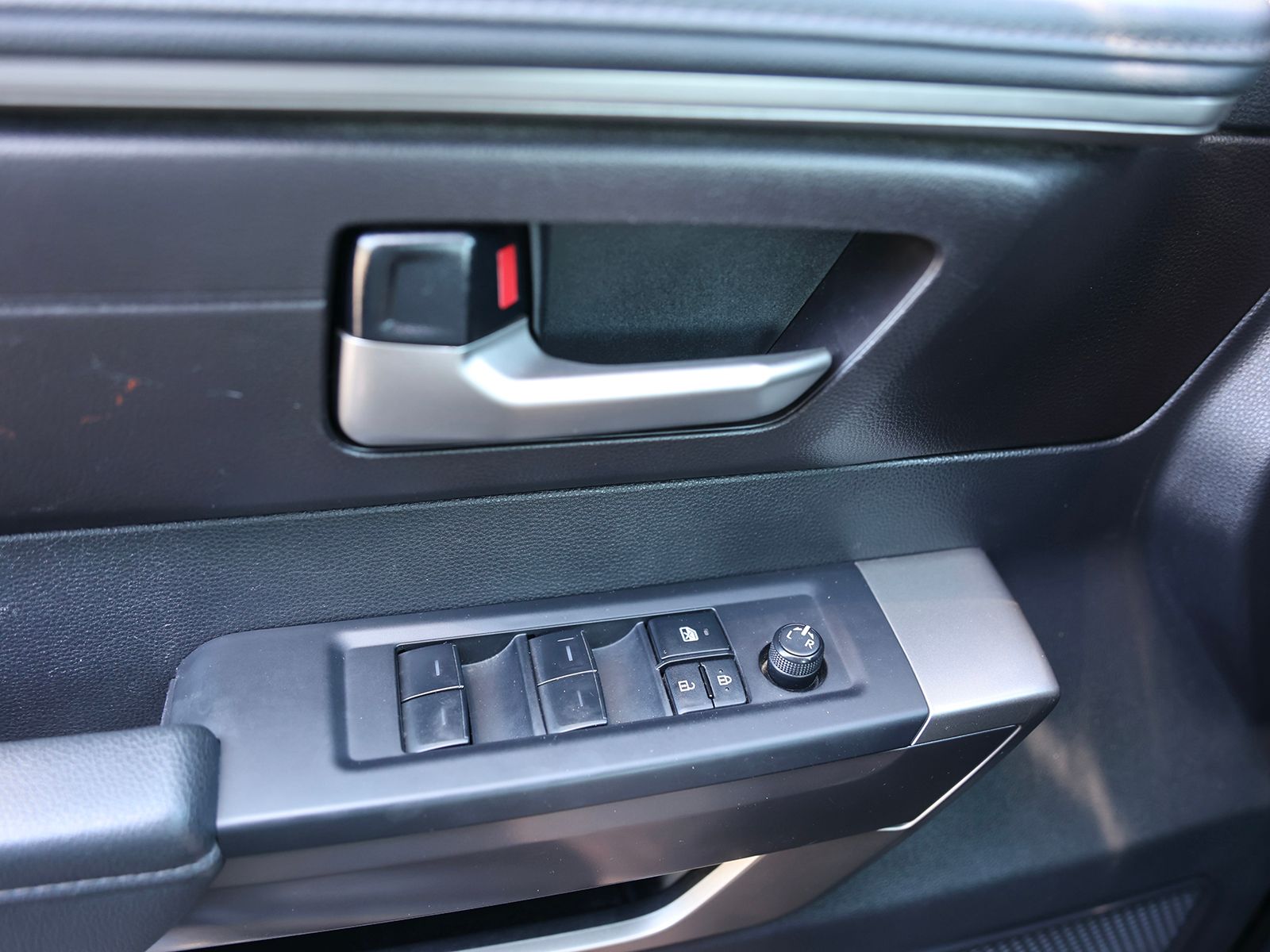 2022 Toyota Tundra SR5 - Photo 32