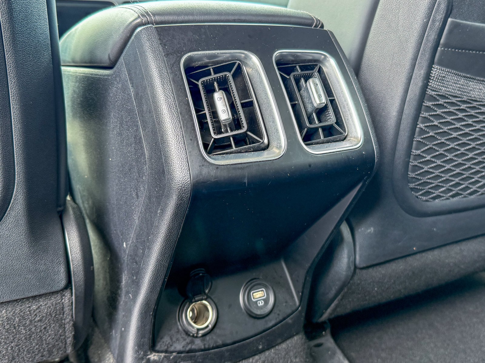 2023 Kia Sorento EX Hybrid - Photo 36