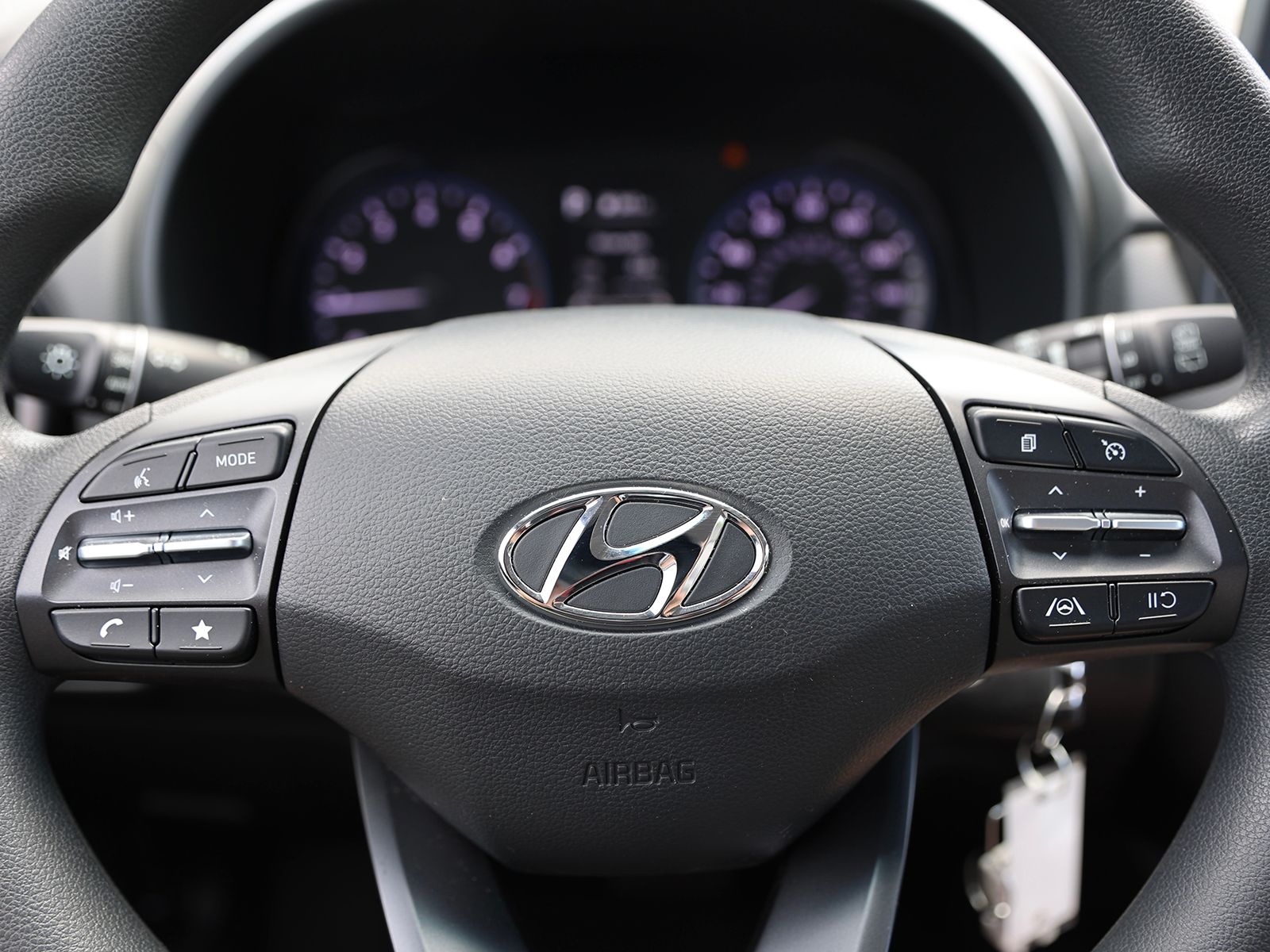 2023 Hyundai Kona SE - Photo 35