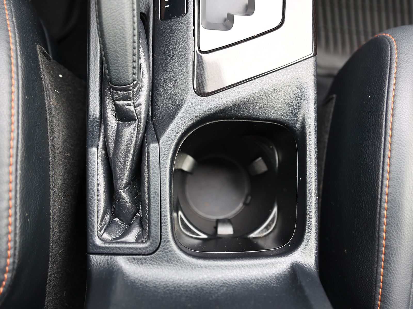 2017 Toyota RAV4 SE - Photo 31